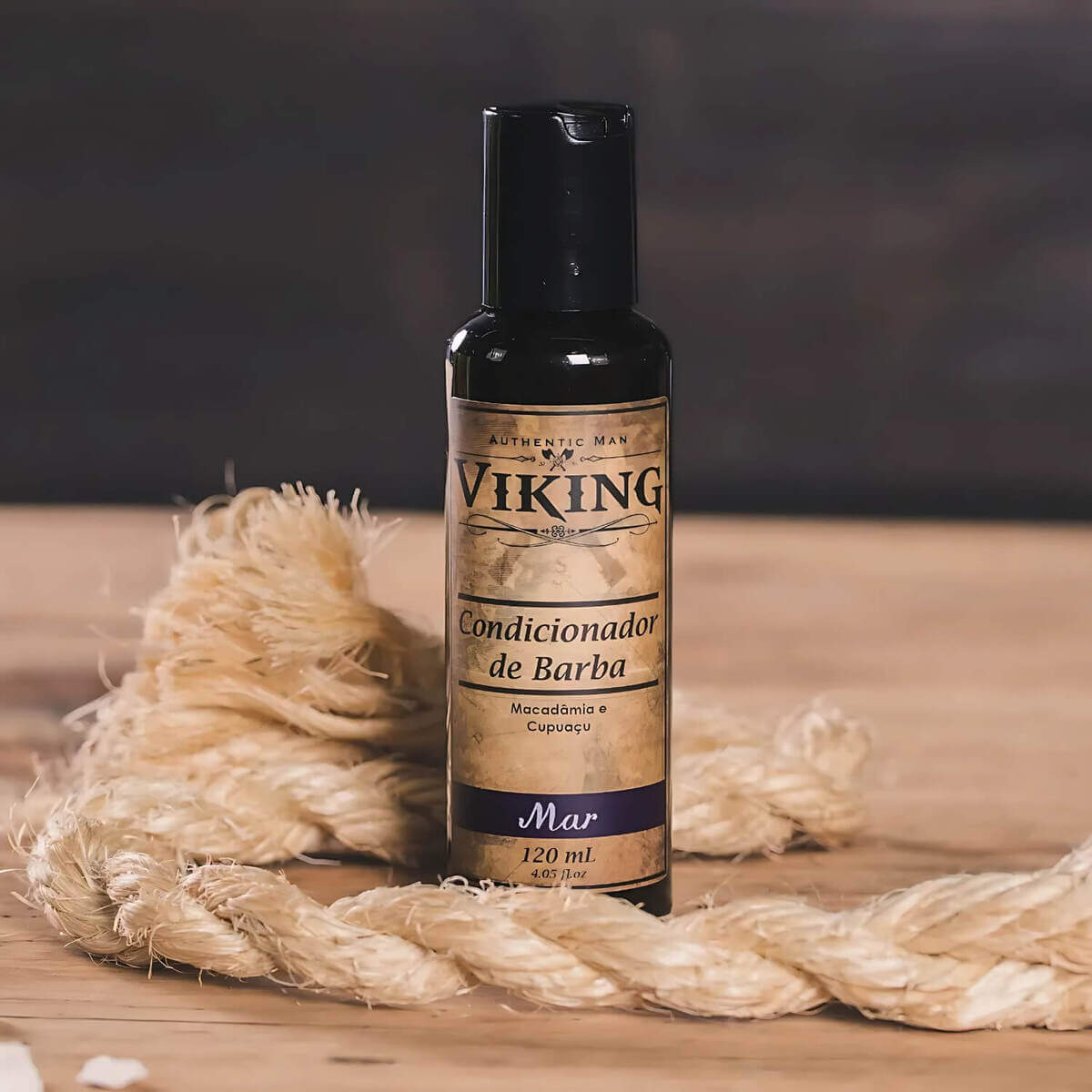 Kit com Necessaire Shampoo e Condicionador de Barba Viking Mar — VIKING